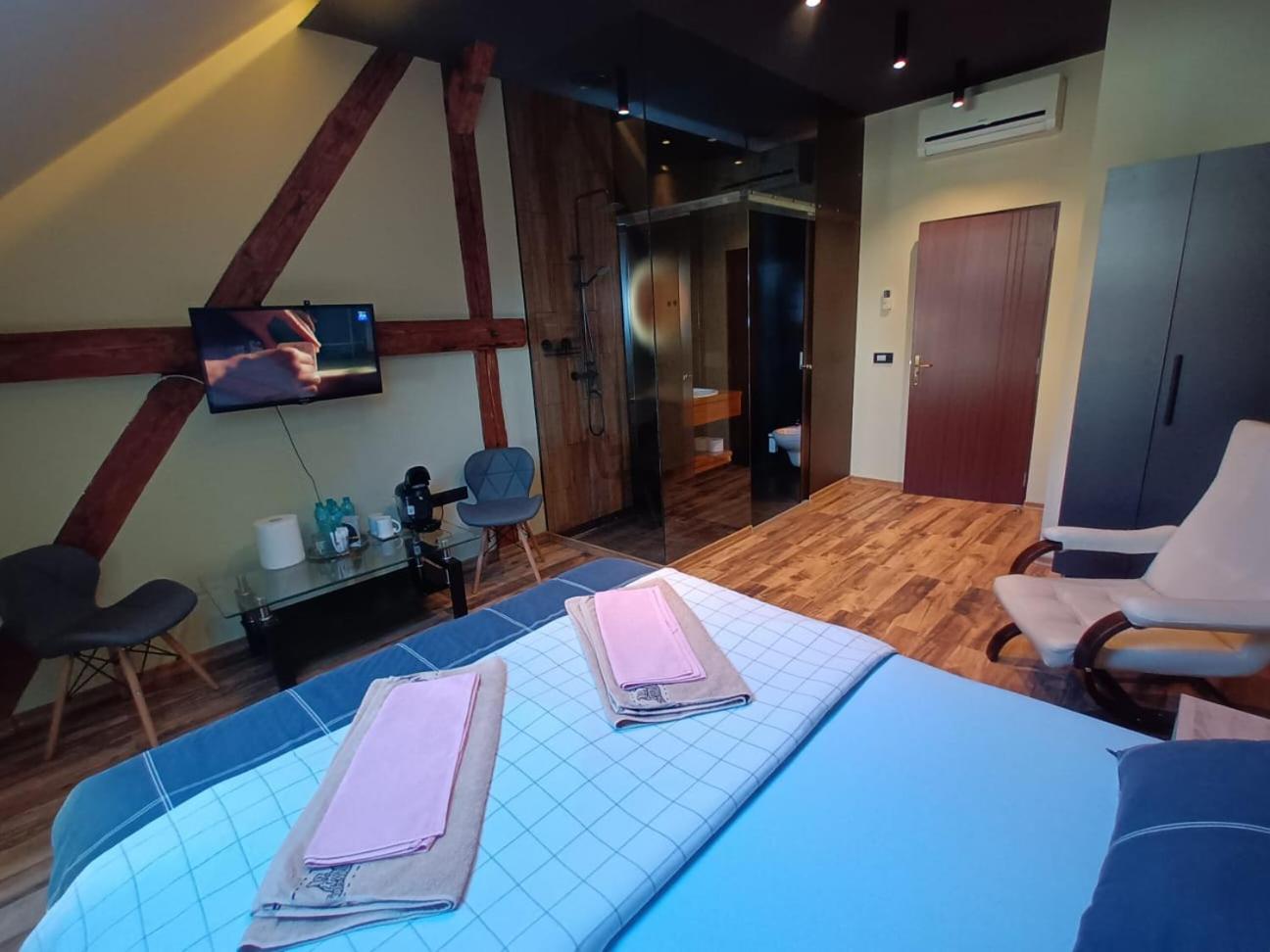Apartament Eminescu 1 Mediaş Exteriör bild